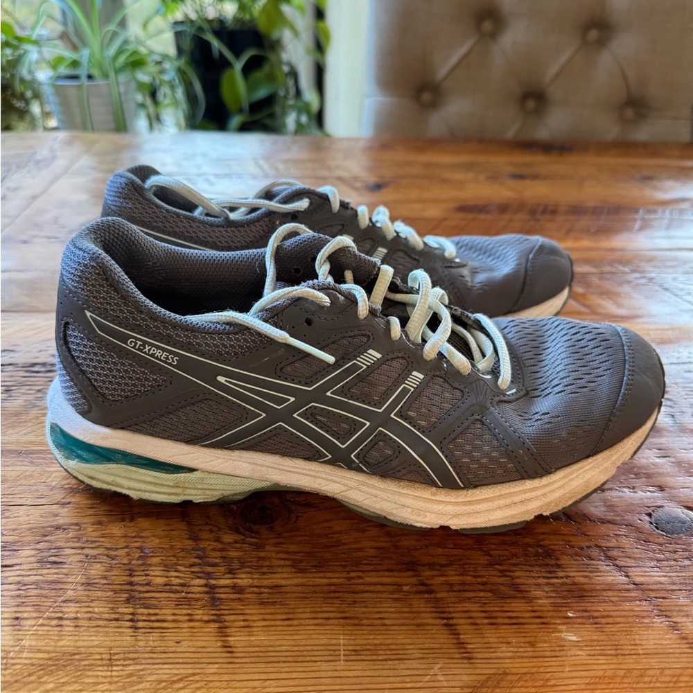 ASICS Women's Gray GT-Express Running Shoes